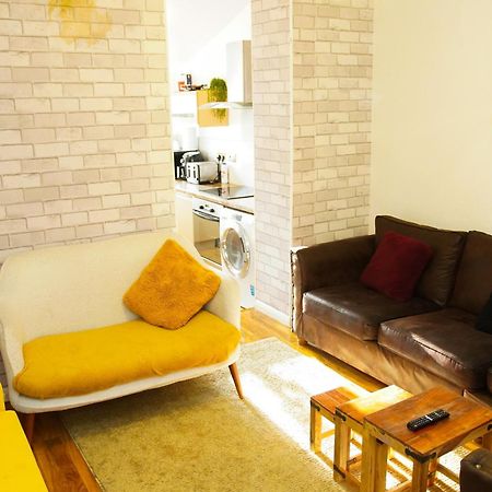 5 Bedroom House Near Cardiff City. Buitenkant foto