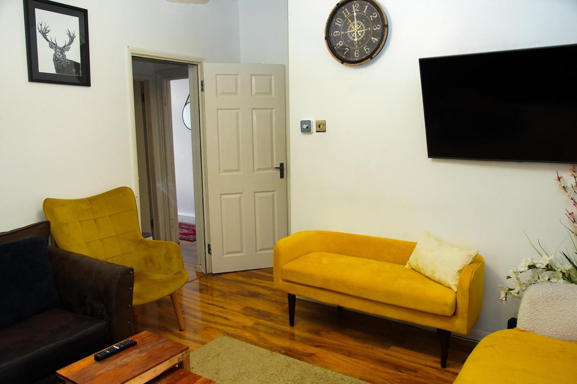 5 Bedroom House Near Cardiff City. Buitenkant foto
