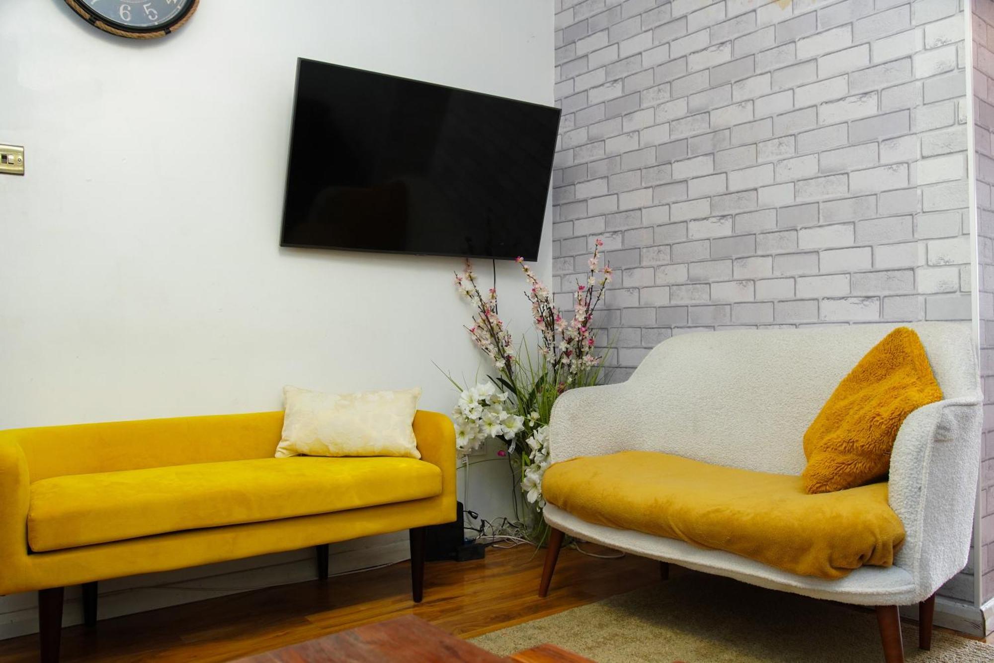 5 Bedroom House Near Cardiff City. Buitenkant foto
